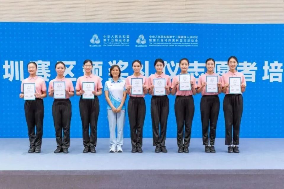 DWg, PU, 每一个微笑