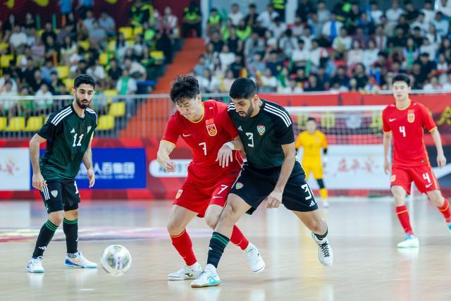 制足球国际, 犀利的快速 制足球国际, 犀利的快速